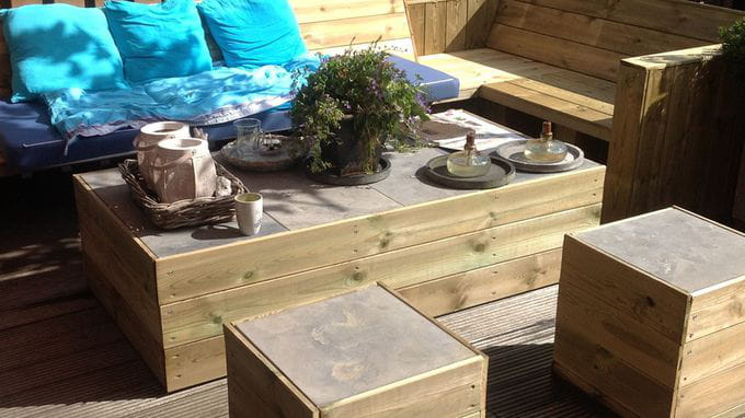 Decoración en madera para tu terraza o jardín