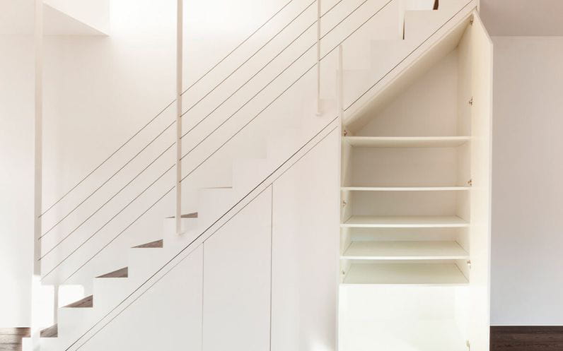 Las mejores ideas para aprovechar el hueco de la escalera