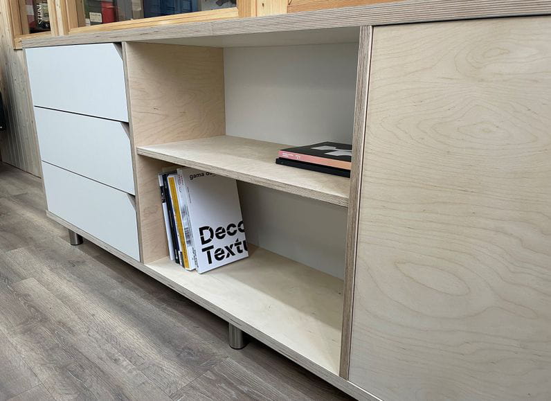 Mueble todoterreno
