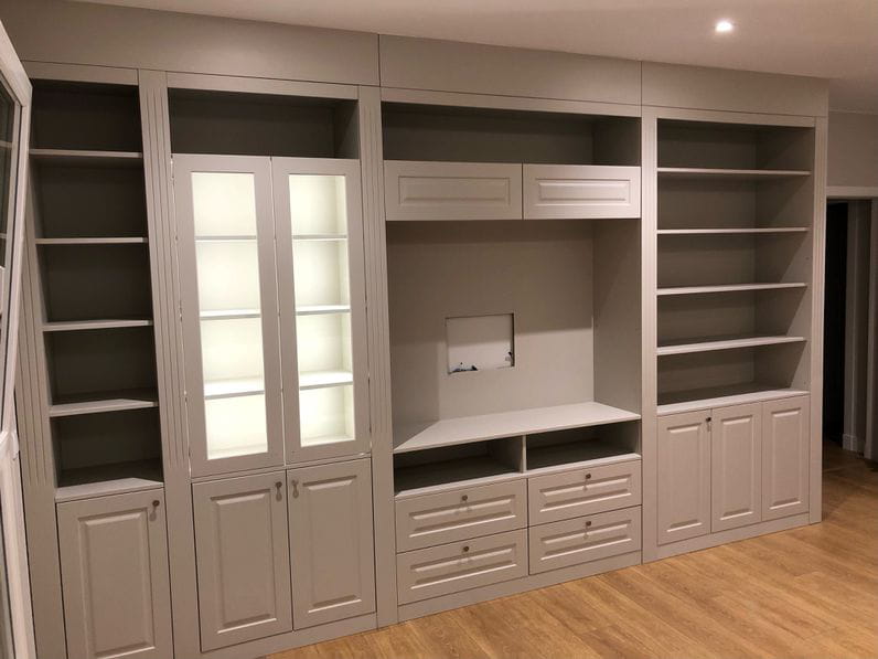 Cómo el mueble lacada en un salón 'siempre reinará'