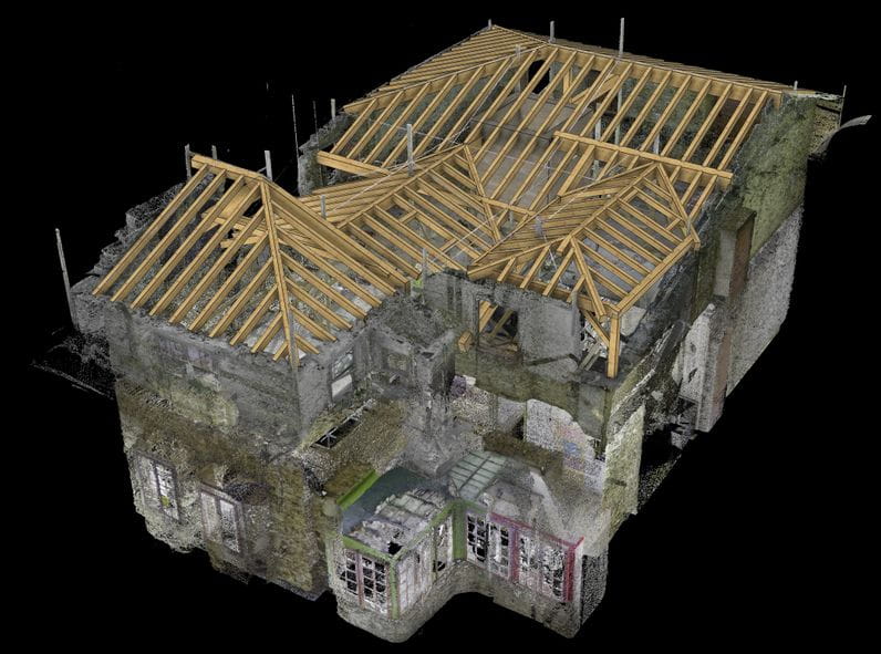 Restauración de cubierta y forjados para edificio de seis viviendas en Ribadeo